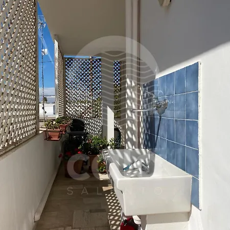 Semesterbostad Casa Aleida - A 50m By Cala Salento Torre Lapillo